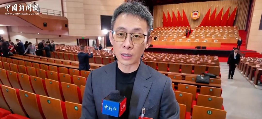 张毅.png
