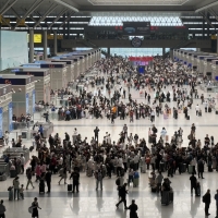 国铁郑州局五一假期运输今日启动 预计发送旅客642.5万人