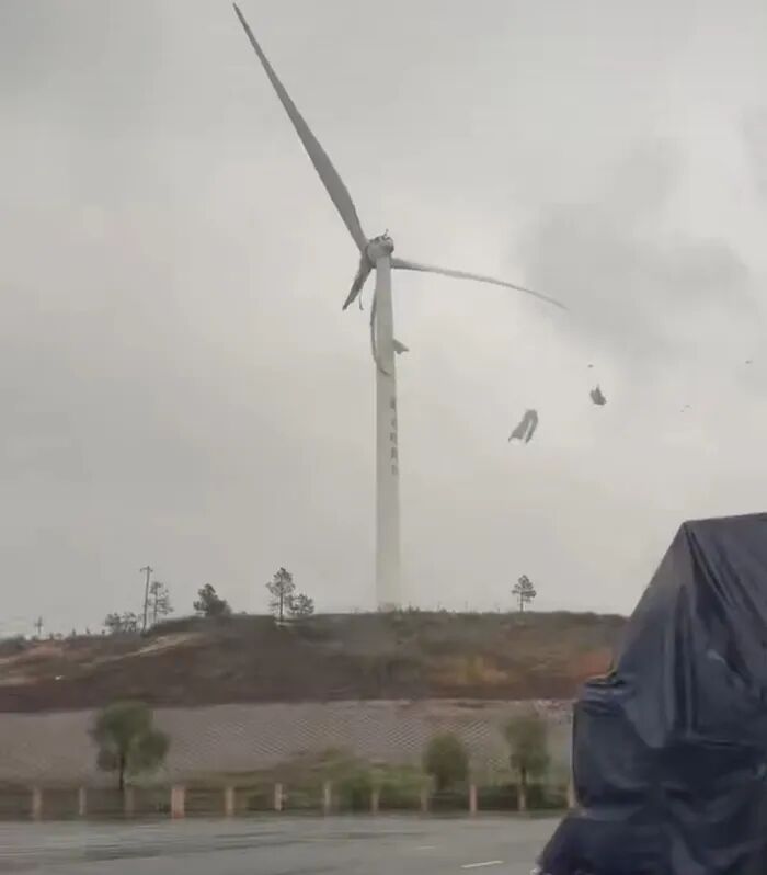 发电机.jpg